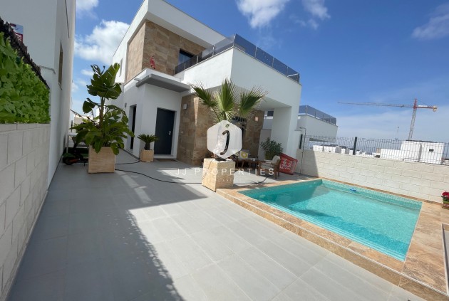 Aus zweiter Hand - Villa -
Benijofar - Costa Blanca