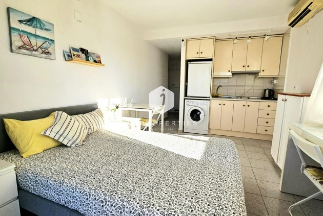 Tweedehands - Appartement / flat -
Torrevieja - Torreblanca