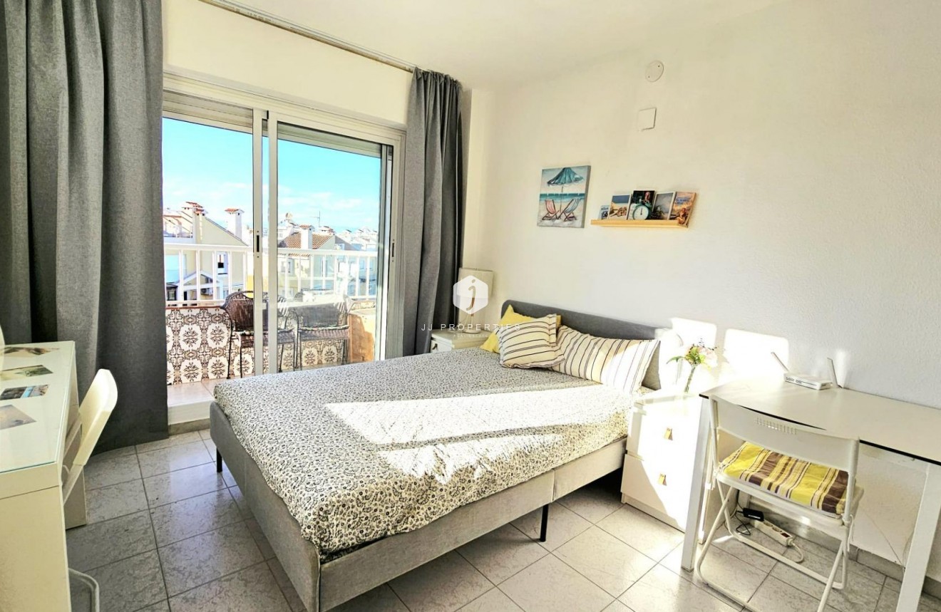 Tweedehands - Appartement / flat -
Torrevieja - Torreblanca