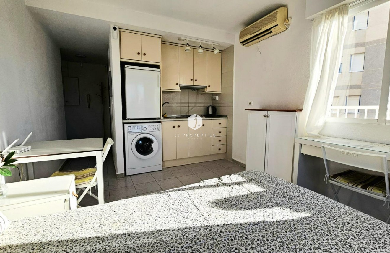 Tweedehands - Appartement / flat -
Torrevieja - Torreblanca