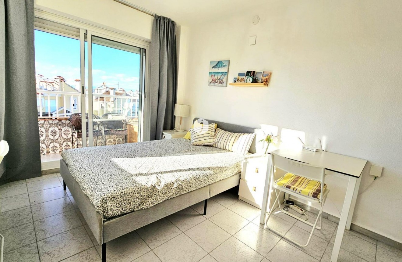 Tweedehands - Appartement / flat -
Torrevieja - Torreblanca
