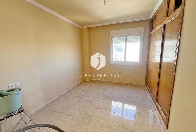 Resale - Penthouse -
Guardamar del Segura - puerto deportivo