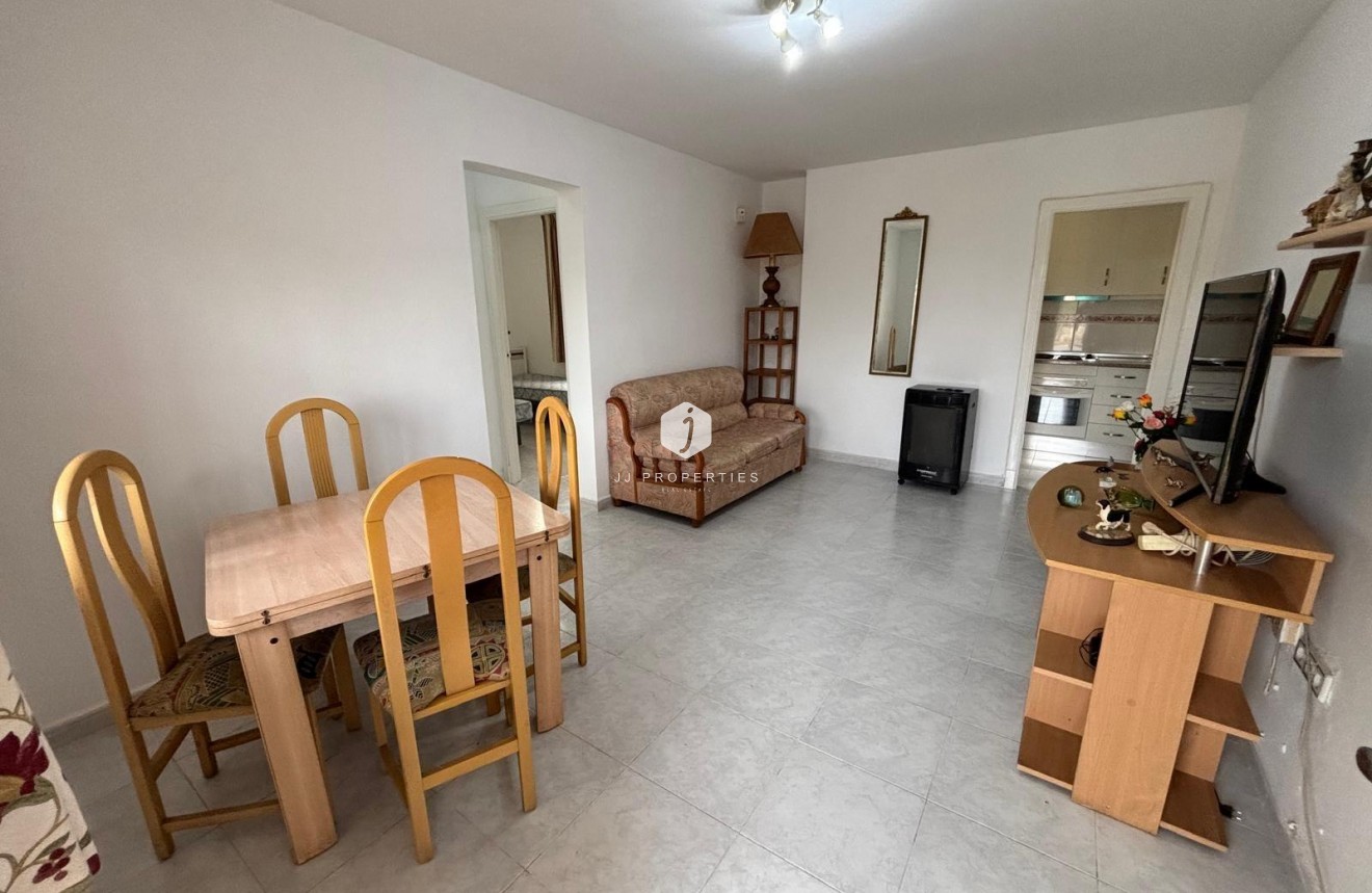 Segunda mano - Bungalow -
Torrevieja - La Siesta - El Salado - Torreta