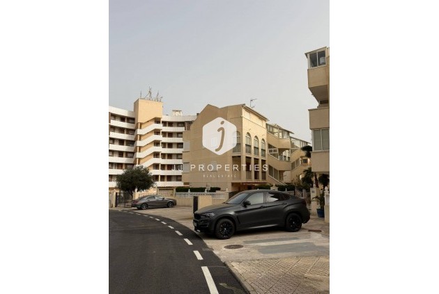 Aus zweiter Hand - Wohnung -
Orihuela Costa - La Regia