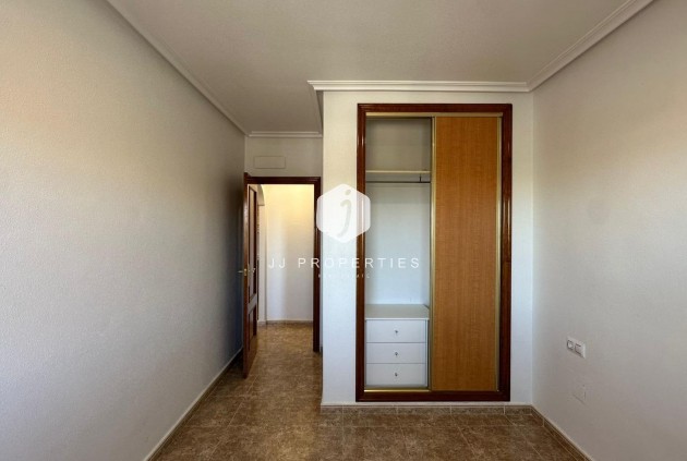 Aus zweiter Hand - Wohnung -
Orihuela Costa - Campoamor