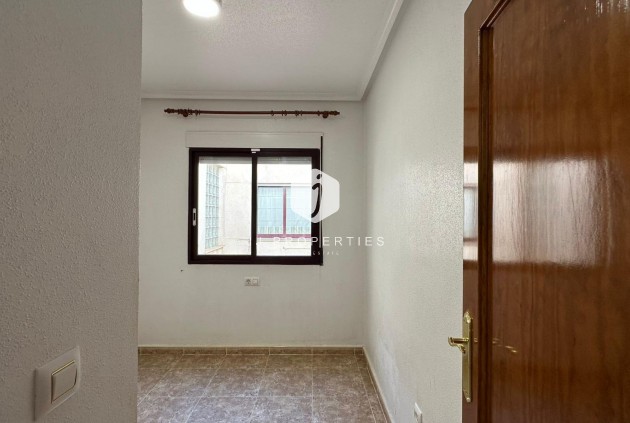 Aus zweiter Hand - Wohnung -
Orihuela Costa - Campoamor