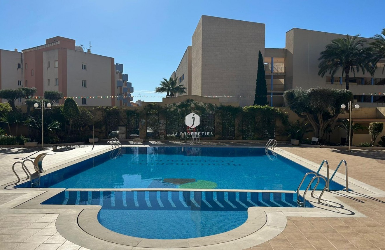 Aus zweiter Hand - Wohnung -
Orihuela Costa - Campoamor