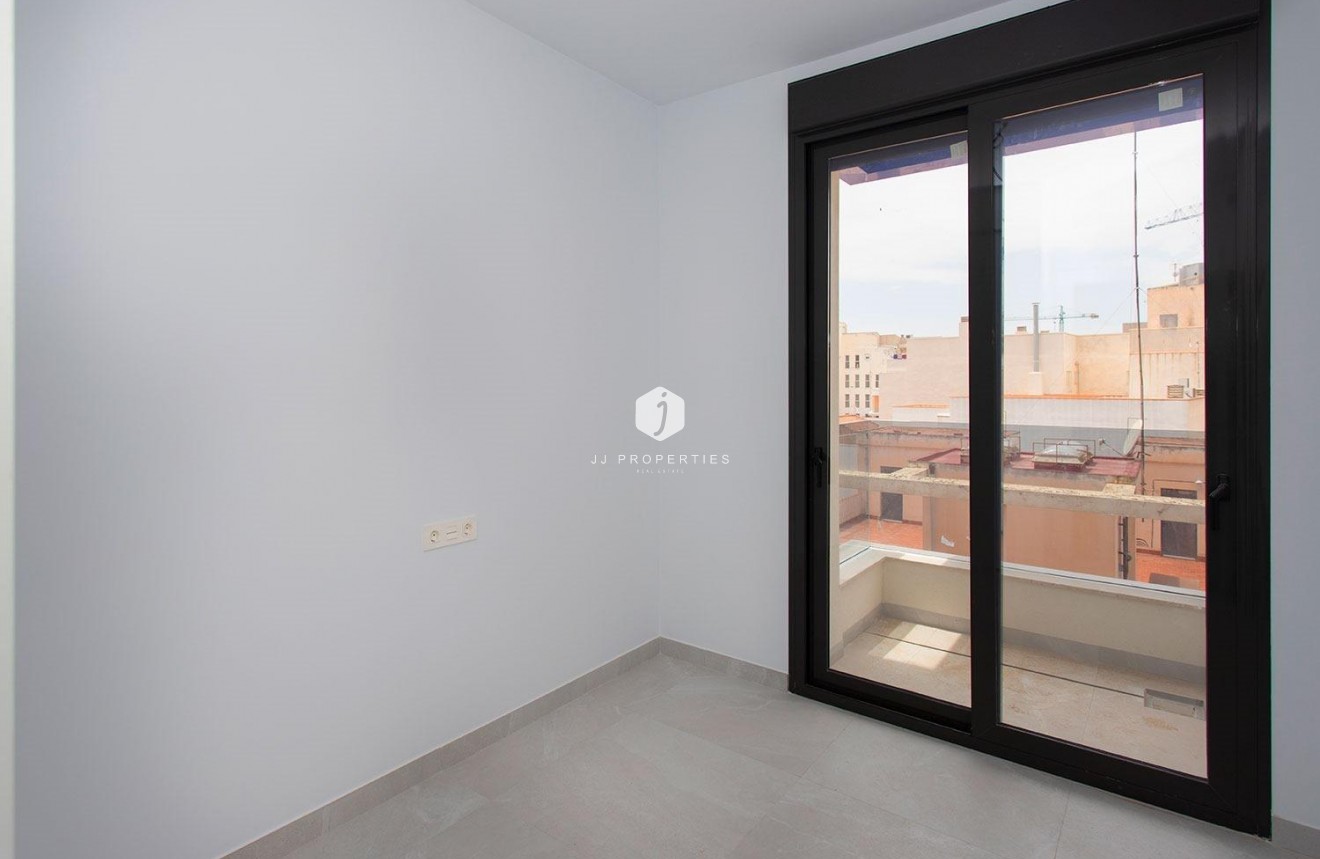 Resale - Apartment / flat -
Torrevieja - Playa del Cura
