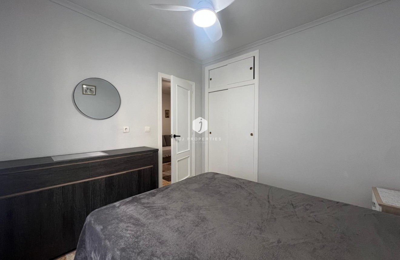 Tweedehands - Appartement / flat -
Torrevieja - Centro