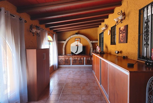 Segunda mano - Villa -
Torrevieja - Los Balcones