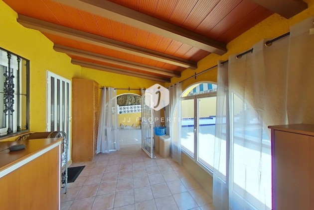 Segunda mano - Villa -
Torrevieja - Los Balcones