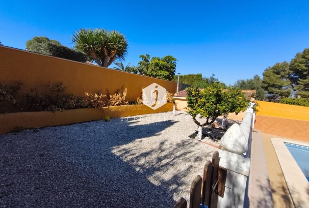 Segunda mano - Villa -
Torrevieja - Los Balcones