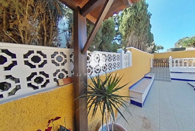 Segunda mano - Villa -
Torrevieja - Los Balcones