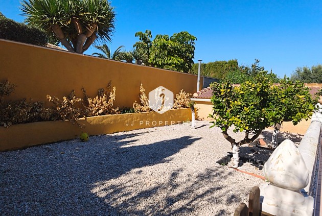 Segunda mano - Villa -
Torrevieja - Los Balcones