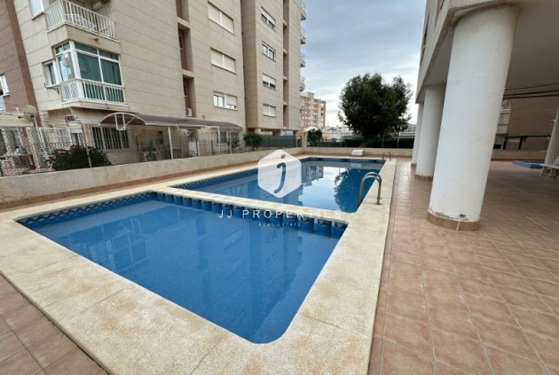 Resale - Apartment / flat -
Torrevieja - Costa Blanca