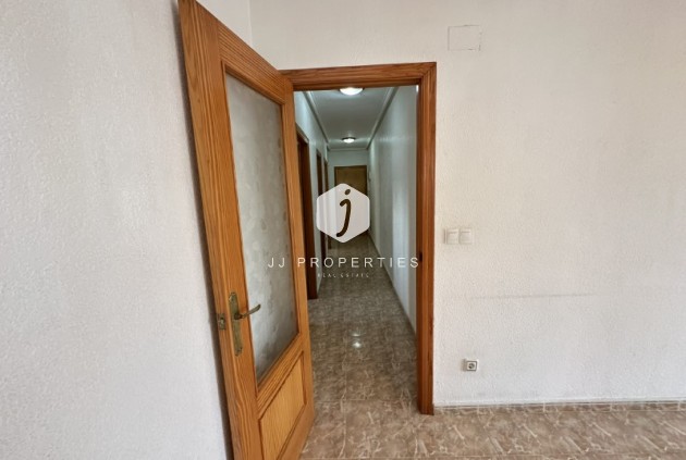 Resale - Apartment / flat -
Torrevieja - Costa Blanca
