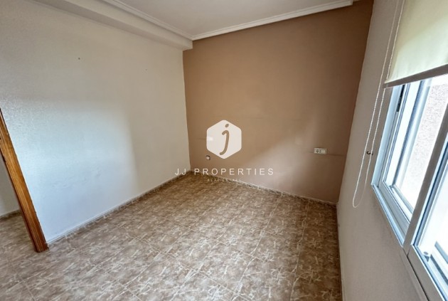 Resale - Apartment / flat -
Torrevieja - Costa Blanca