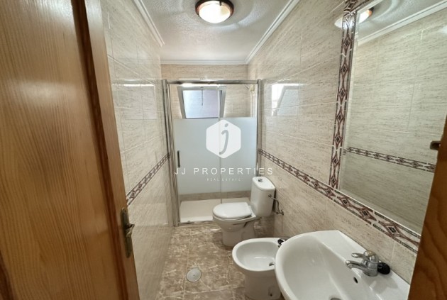 Resale - Apartment / flat -
Torrevieja - Costa Blanca