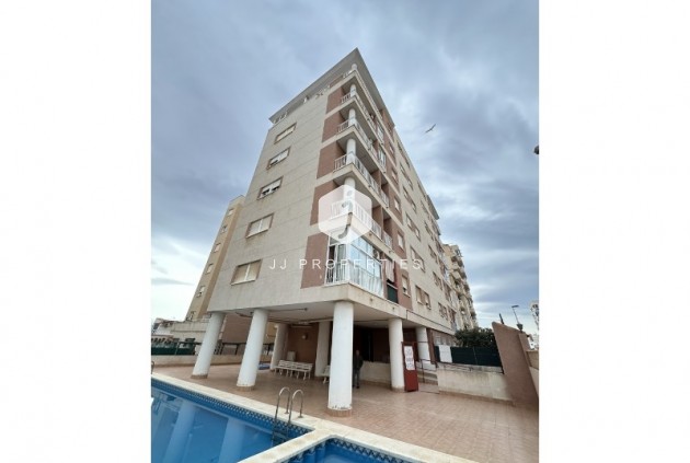 Resale - Apartment / flat -
Torrevieja - Costa Blanca