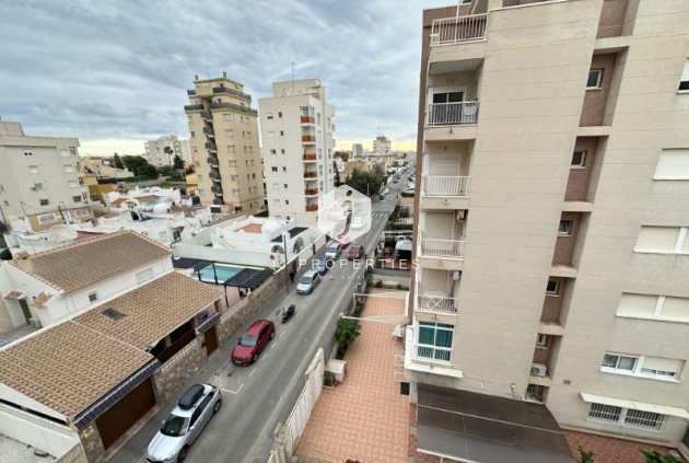 Resale - Apartment / flat -
Torrevieja - Costa Blanca