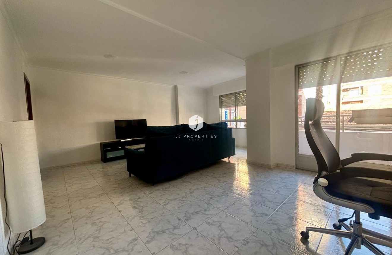 Resale - Apartment / flat -
Torrevieja