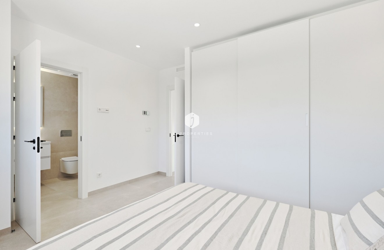 Resale - Villa -
Orihuela Costa - Costa Blanca