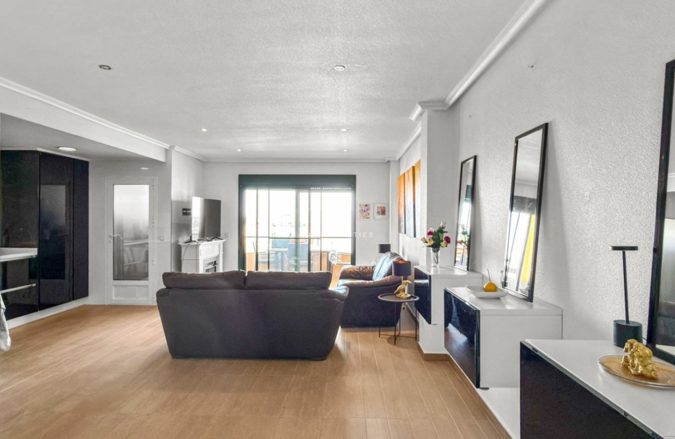 Segunda mano - Apartamento / piso -
Orihuela Costa - Costa Blanca