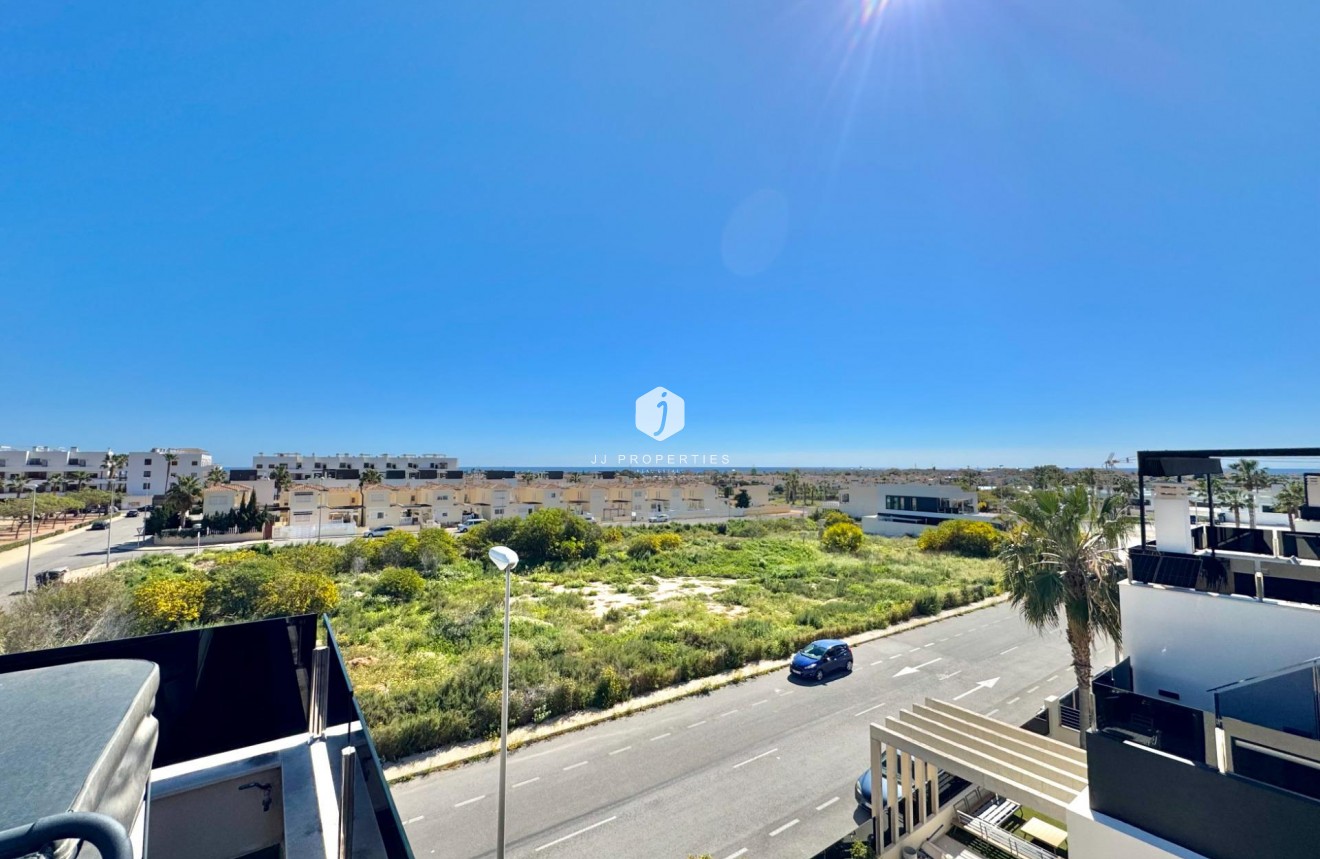 Resale - Villa -
Orihuela Costa - Lomas de Cabo Roig