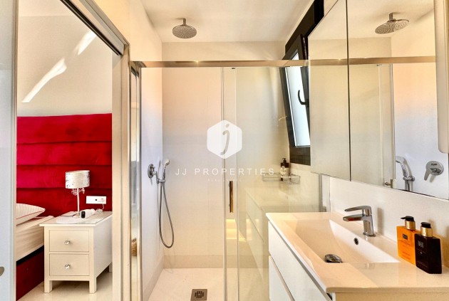 Resale - Villa -
Orihuela Costa - Lomas de Cabo Roig