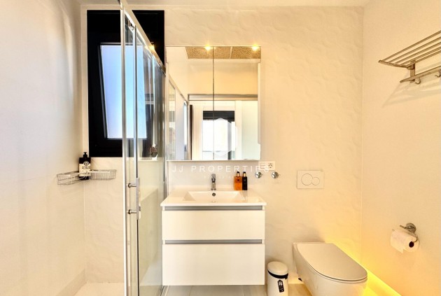 Resale - Villa -
Orihuela Costa - Lomas de Cabo Roig