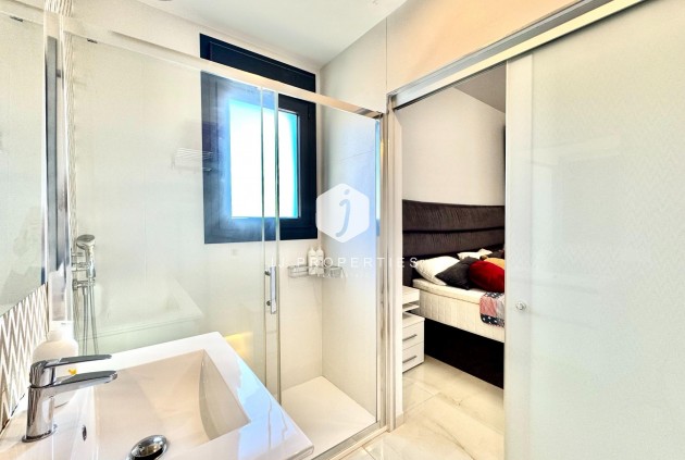 Resale - Villa -
Orihuela Costa - Lomas de Cabo Roig