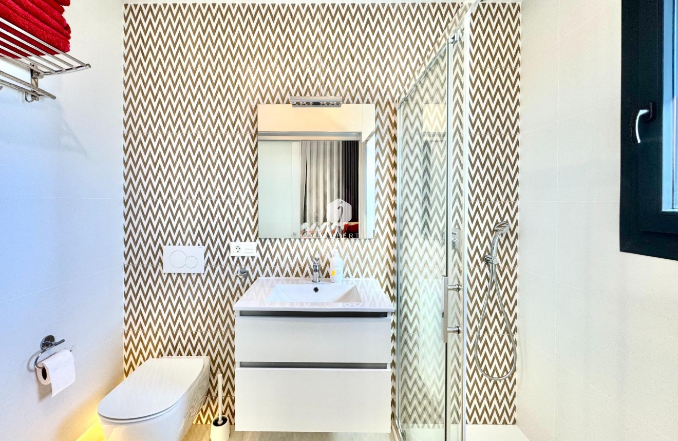 Resale - Villa -
Orihuela Costa - Lomas de Cabo Roig