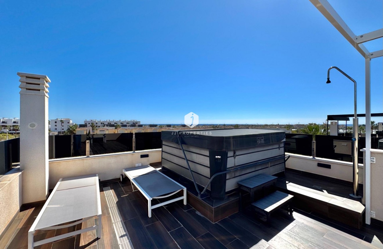 Resale - Villa -
Orihuela Costa - Lomas de Cabo Roig