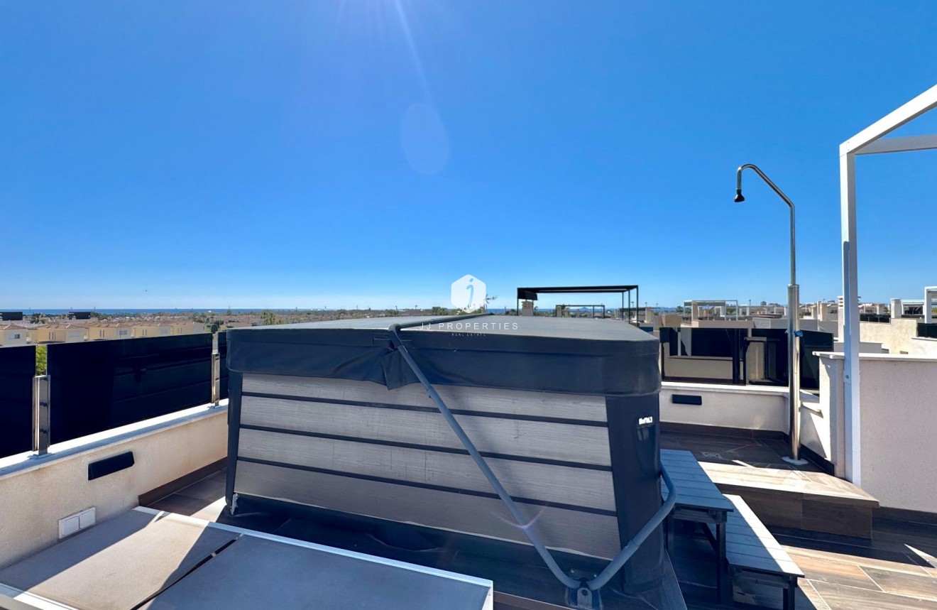 Resale - Villa -
Orihuela Costa - Lomas de Cabo Roig