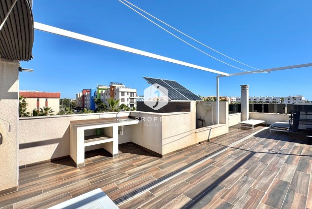 Resale - Villa -
Orihuela Costa - Lomas de Cabo Roig