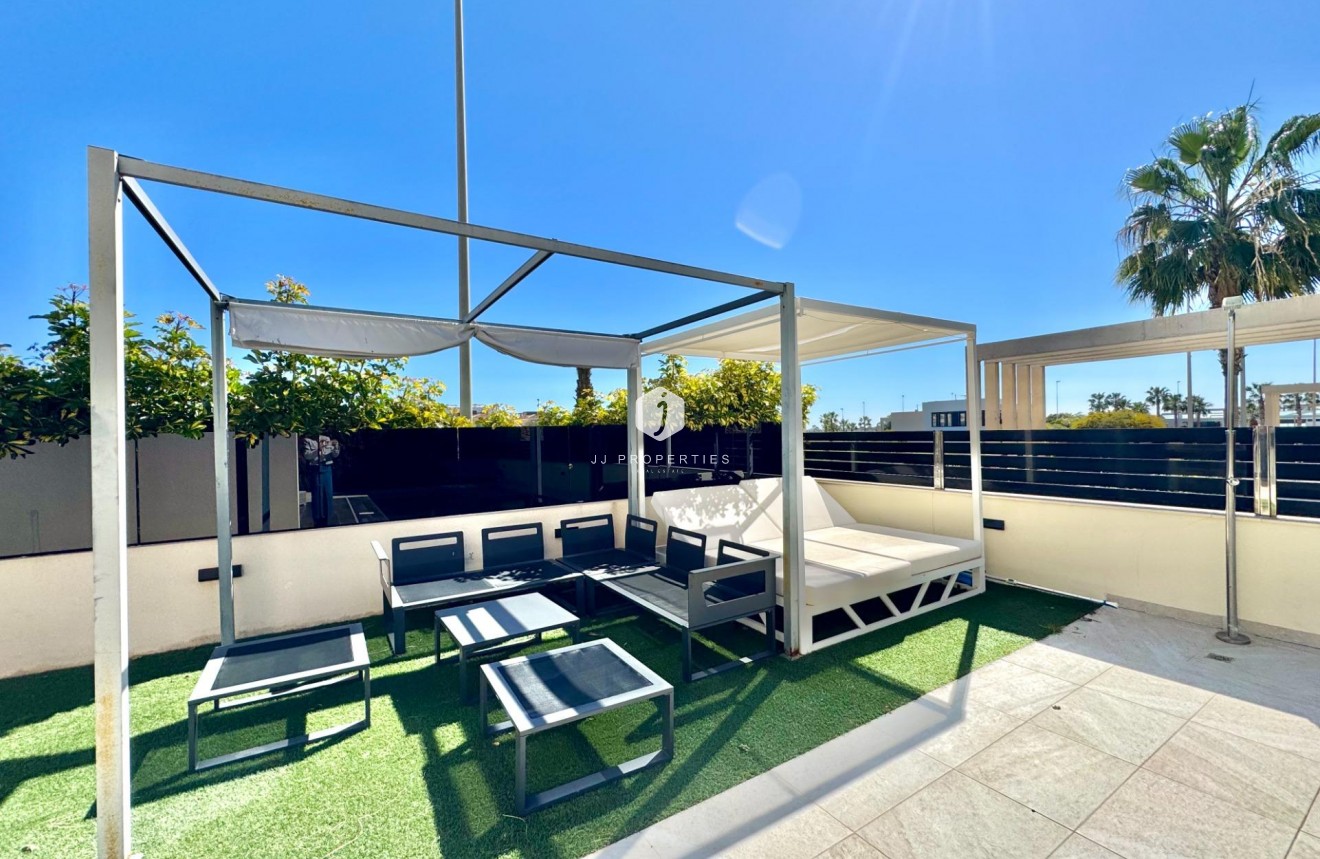 Resale - Villa -
Orihuela Costa - Lomas de Cabo Roig