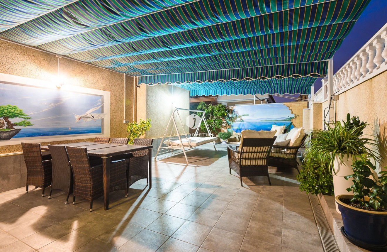 D'occasion - Villa -
Torrevieja - Costa Blanca