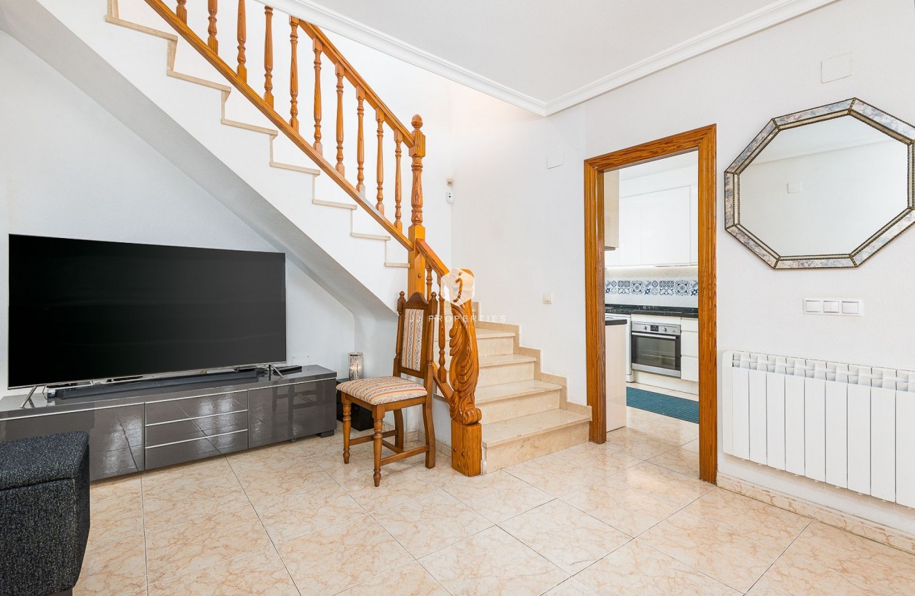 D'occasion - Villa -
Torrevieja - Costa Blanca