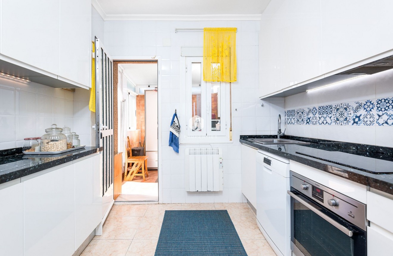 D'occasion - Villa -
Torrevieja - Costa Blanca