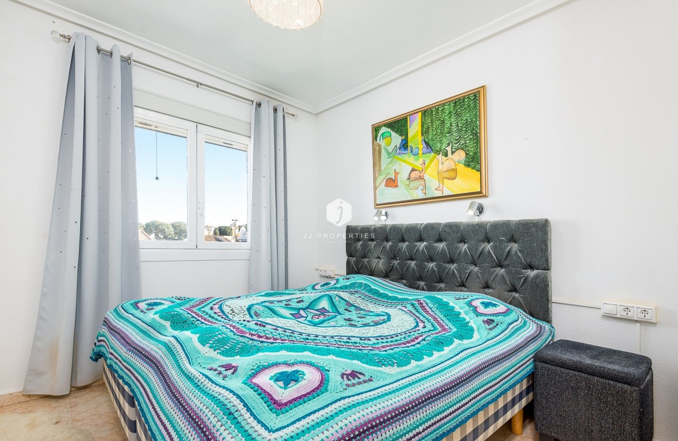 D'occasion - Villa -
Torrevieja - Costa Blanca