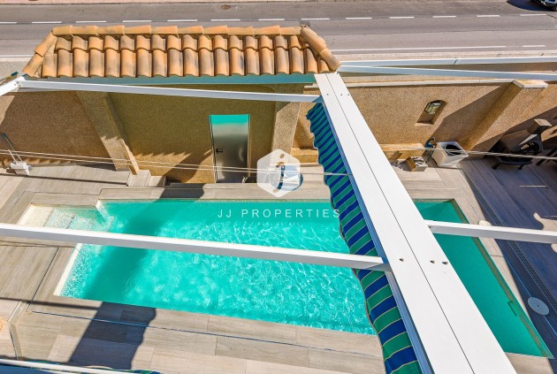 D'occasion - Villa -
Torrevieja - Costa Blanca