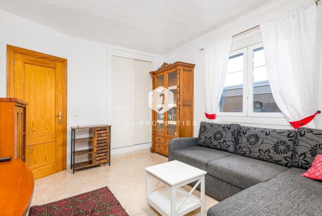 D'occasion - Villa -
Torrevieja - Costa Blanca