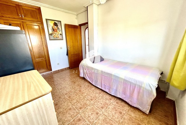 Aus zweiter Hand - Wohnung -
Punta Prima - Costa Blanca