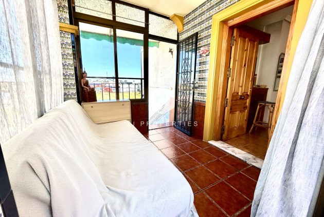 Aus zweiter Hand - Wohnung -
Punta Prima - Costa Blanca