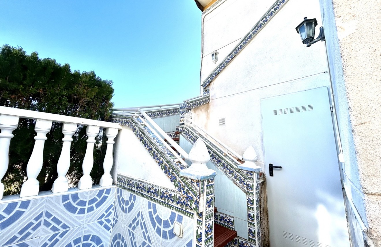 Aus zweiter Hand - Wohnung -
Punta Prima - Costa Blanca