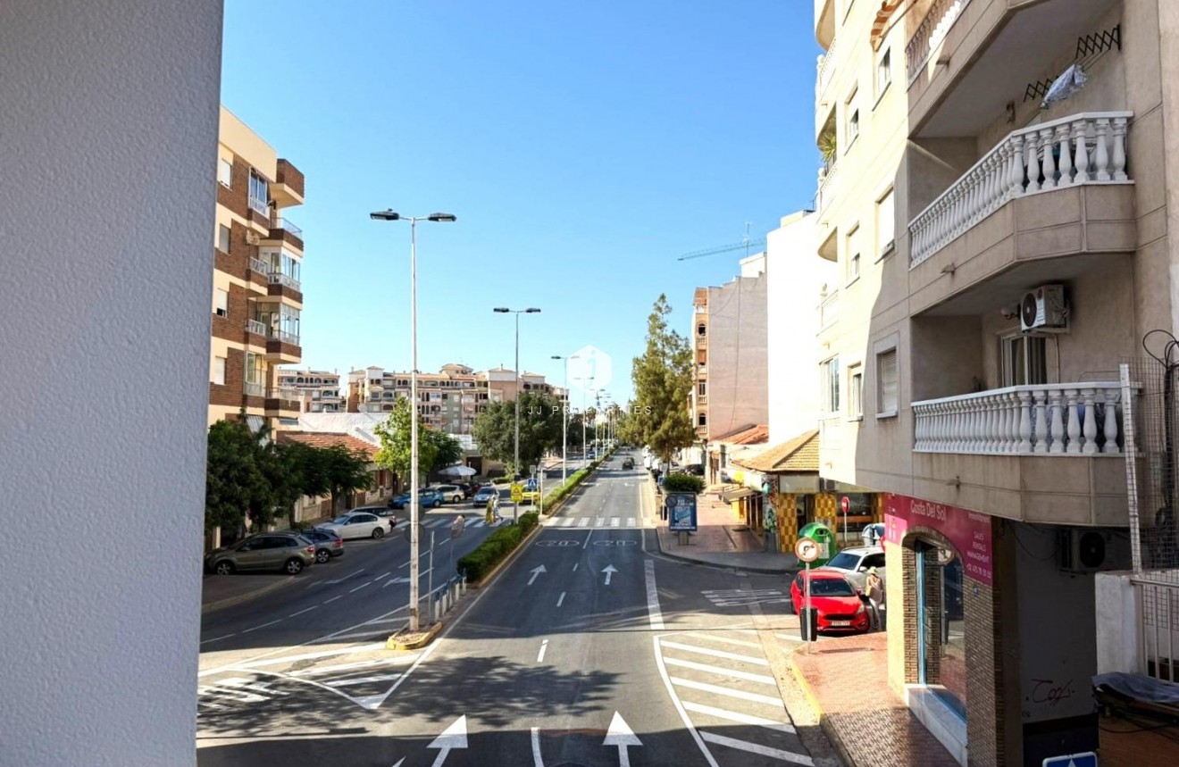 D'occasion - Appartement -
Torrevieja - PARQUE DE LAS NACIONES