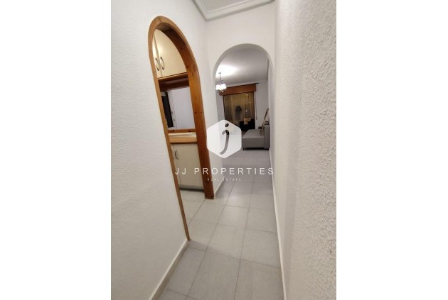 Aus zweiter Hand - Wohnung -
Torrevieja - La Siesta - El Salado - Torreta