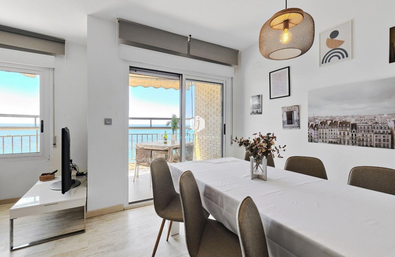 Segunda mano - Apartamento / piso -
Torrevieja - Playa del Cura