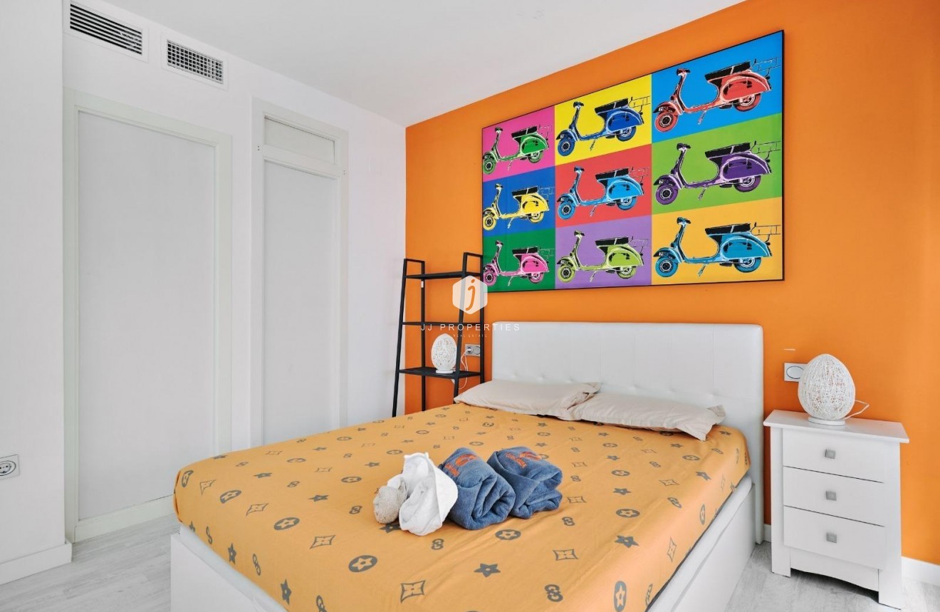 Segunda mano - Apartamento / piso -
Torrevieja - Playa del Cura