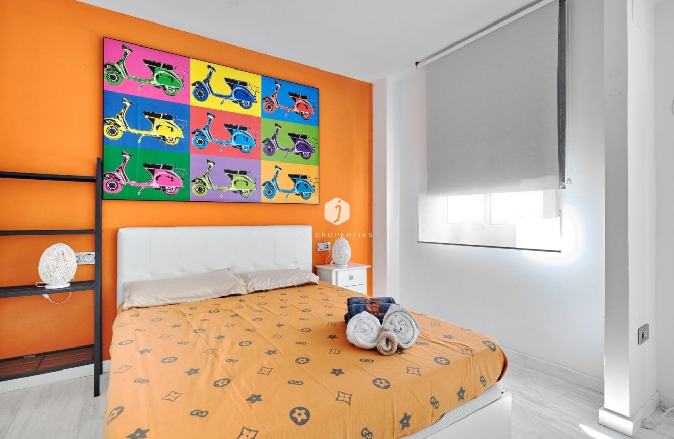 Segunda mano - Apartamento / piso -
Torrevieja - Playa del Cura